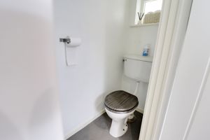 Guest WC- click for photo gallery